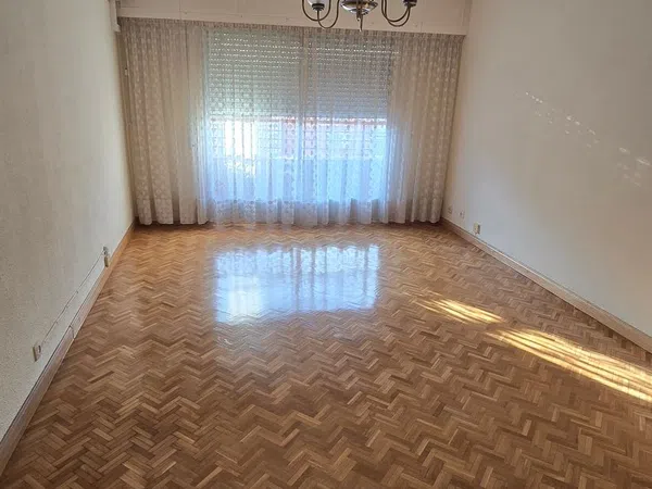 Piso en calle de Santa Leonor, 10