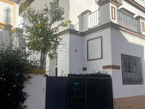 Piso en calle Nuestra Señora de la Paz, 11 y13