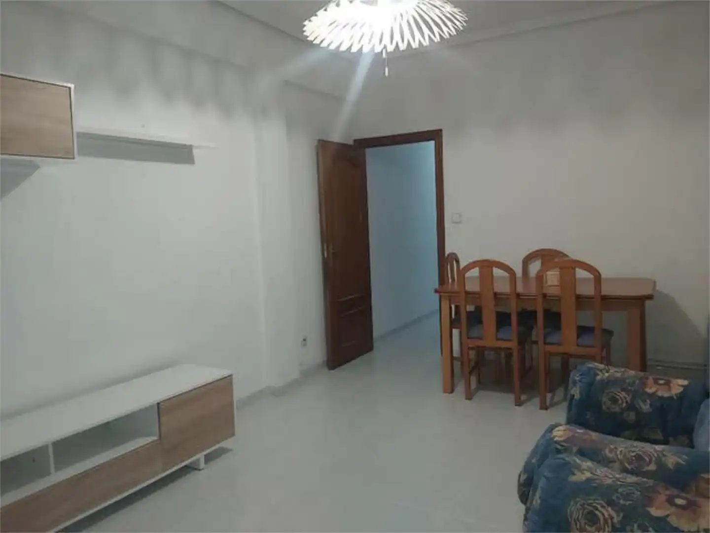 Piso en Circular - Foto 4