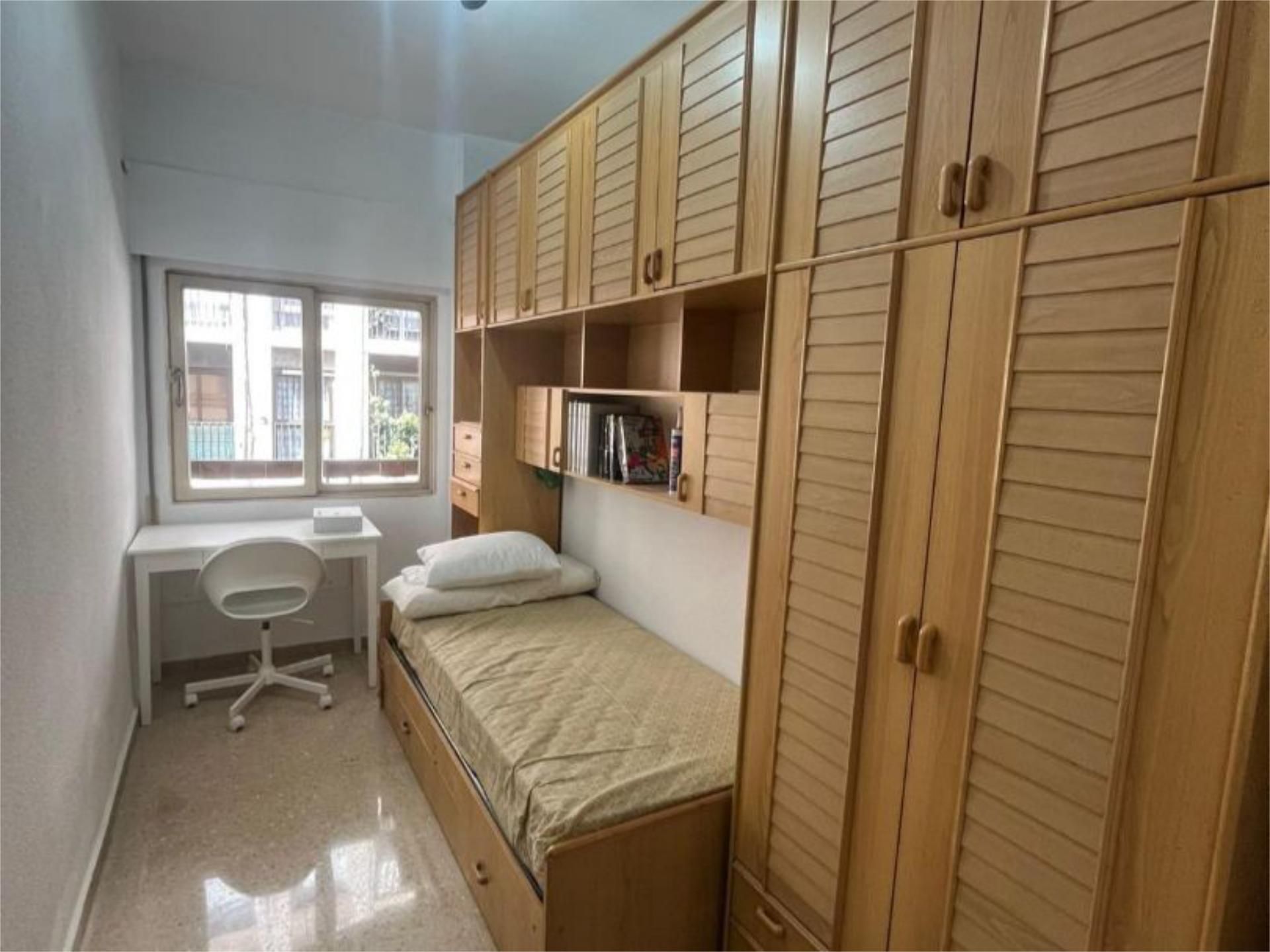 Piso en  Plaça de Vicent Iborra 7 - Foto 4