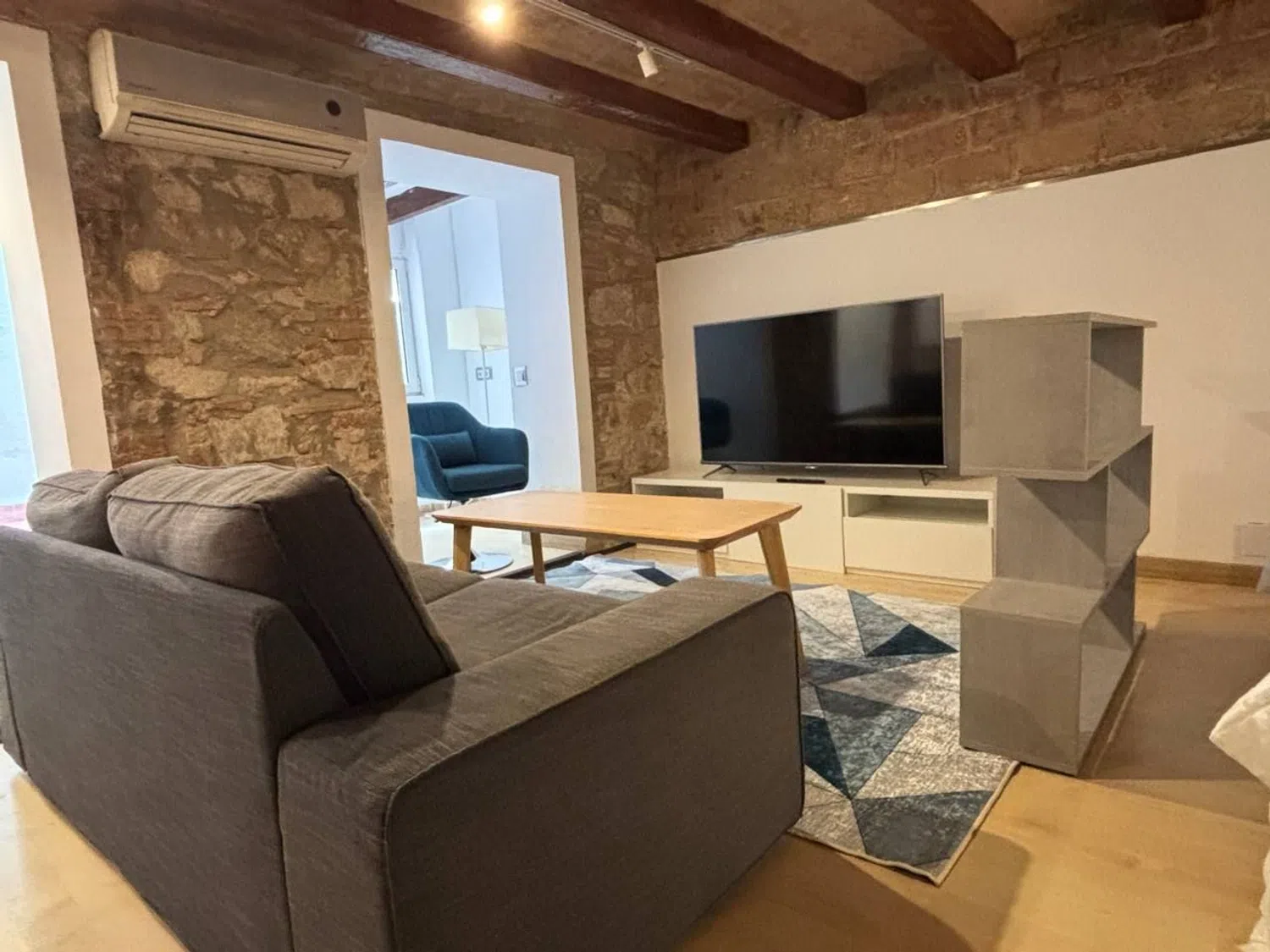 Estudio en calle del Consell de Cent, 270 - Foto 17