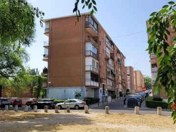 Piso en  Calle de la Villa de Churriana 18 - Foto 3