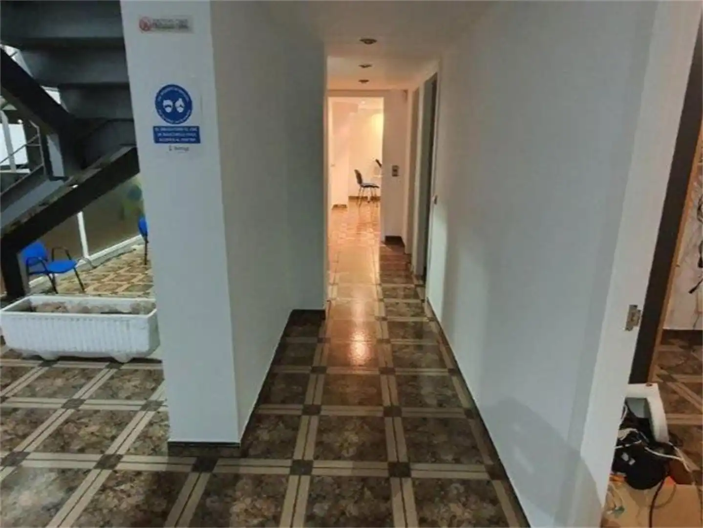 Local comercial en  Carrer d'Antoni Rubió i Lluch - Foto 5