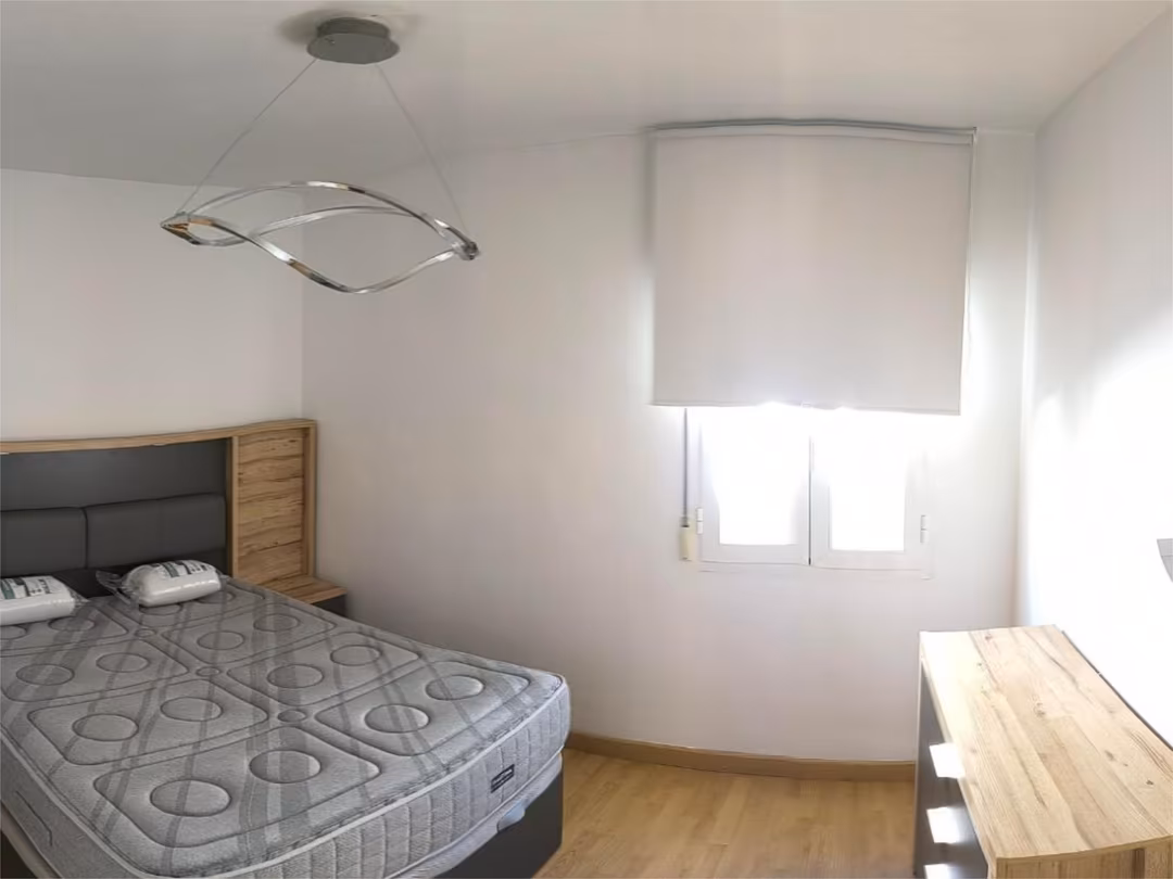 Piso en  Avenida de las Fuerzas Armadas 6 - Foto 8