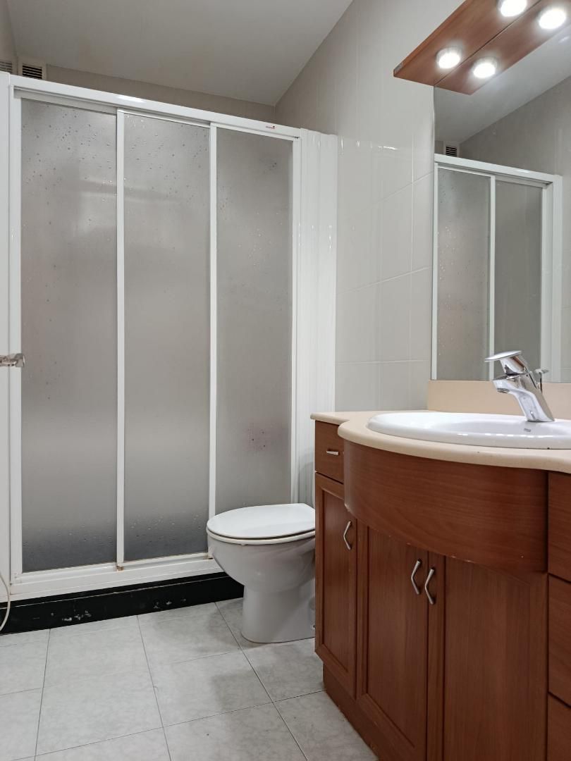 Piso en  Carrer de Larra 4 - Foto 13