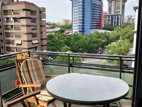 Piso en calle del Corazón de María, 19