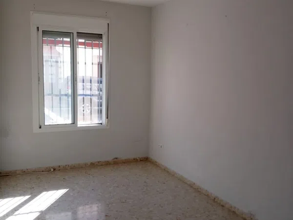 Chalet adosado en Calle Victoria Kent, 155 - Foto 3