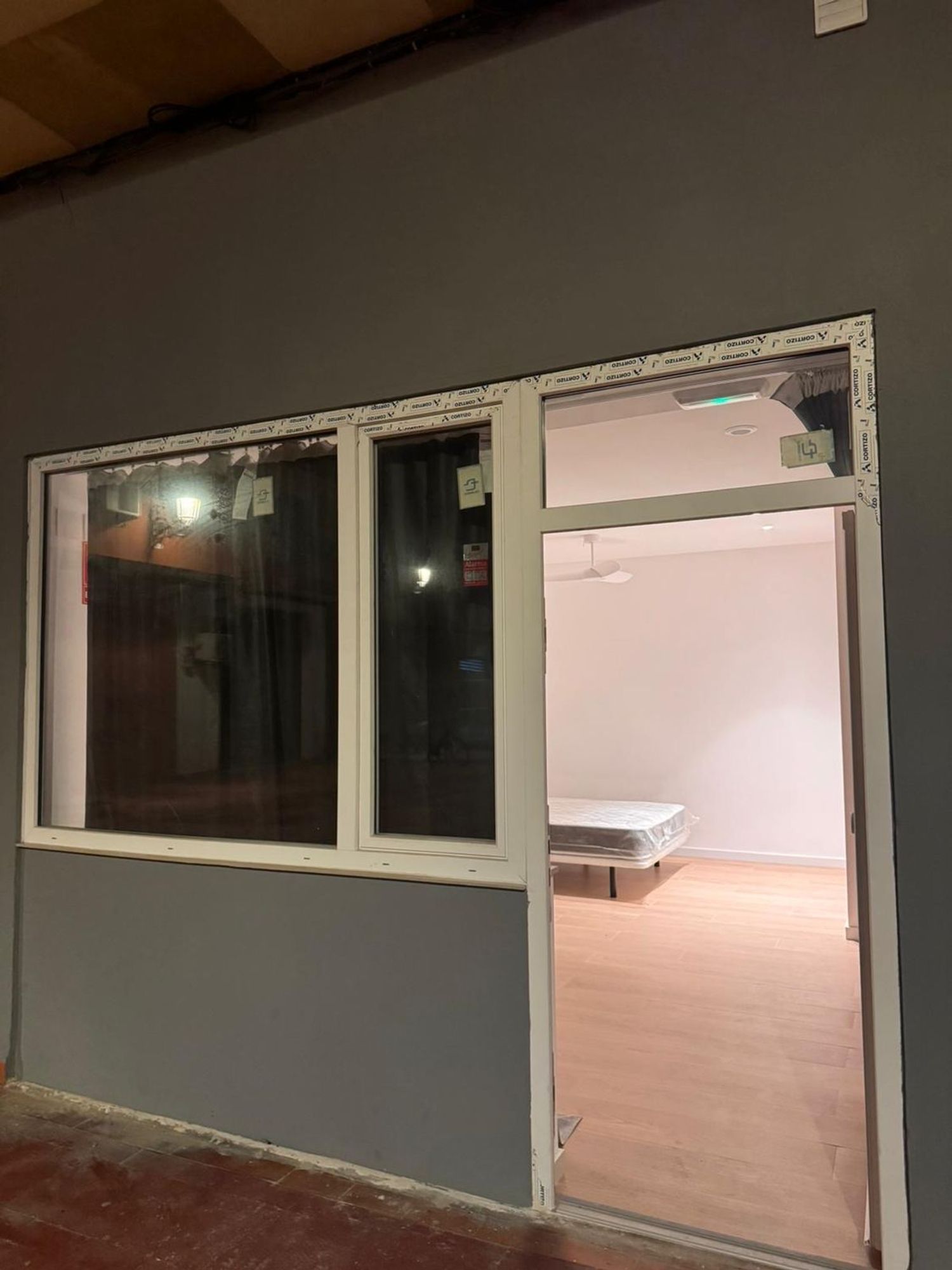 Estudio en calle de Sant Jacint Castanyeda, 22 - Foto 4