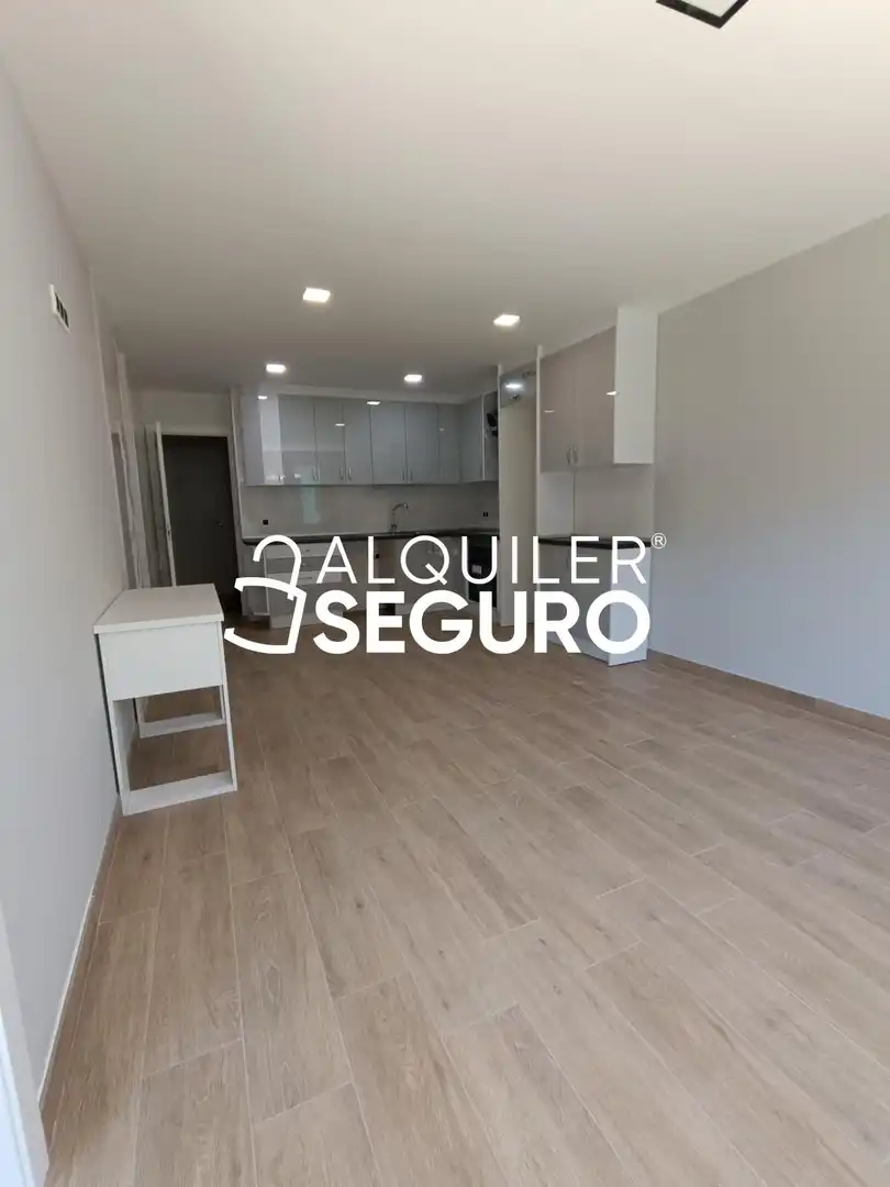 Piso en  Strauss - Foto 4