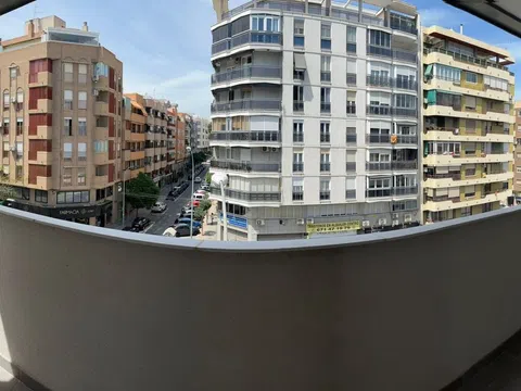 Piso en calle Deportista Mar Jover, 2