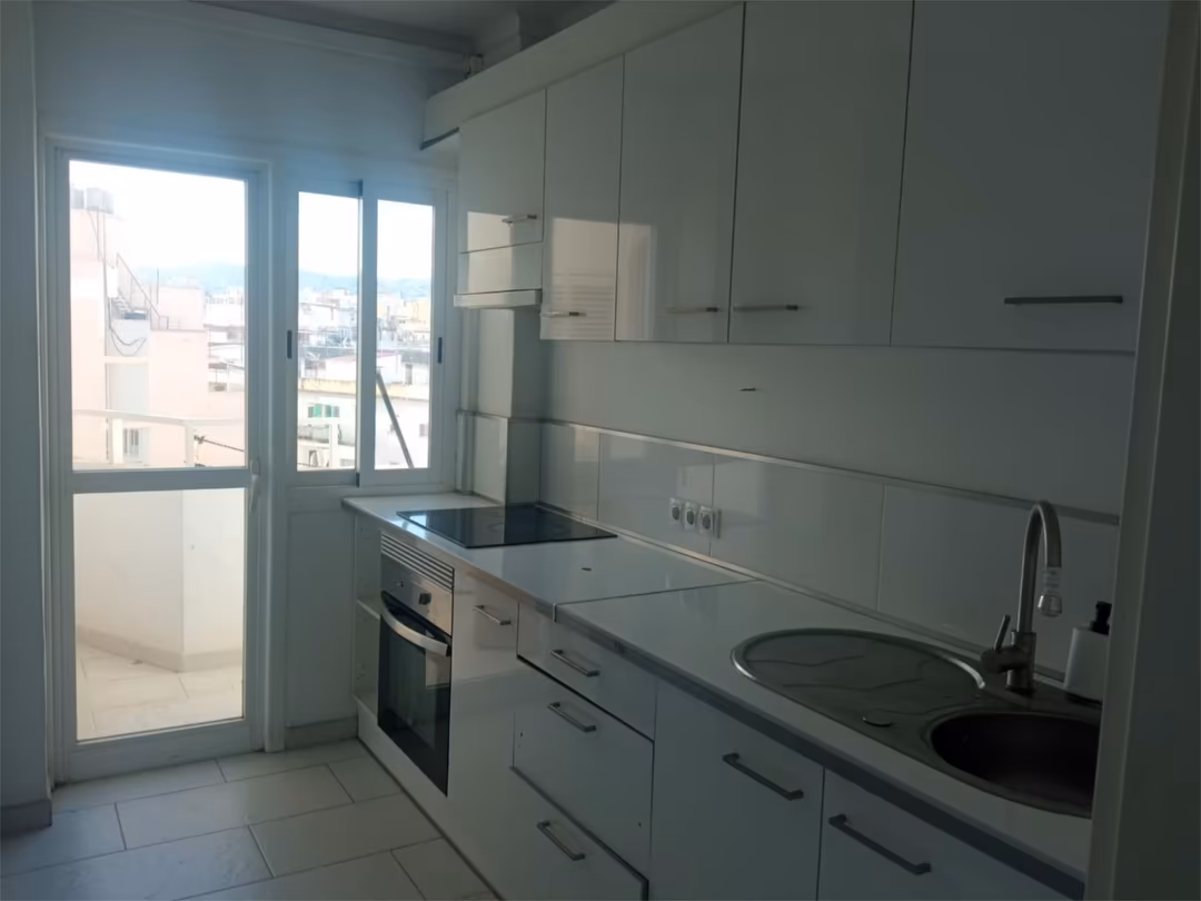 Piso en  Avinguda de l'Argentina 22 - Foto 6