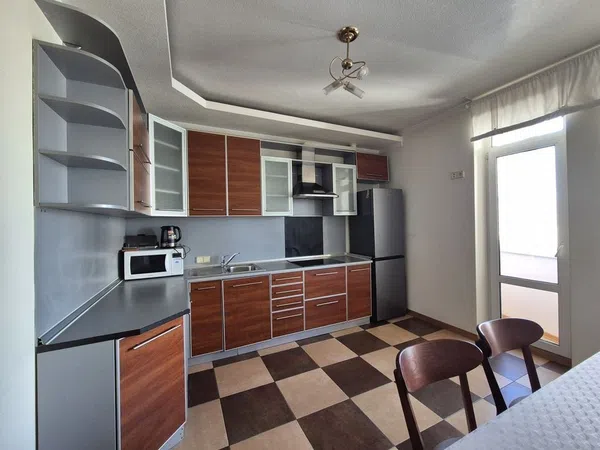 Piso en calle de Panamá, 4