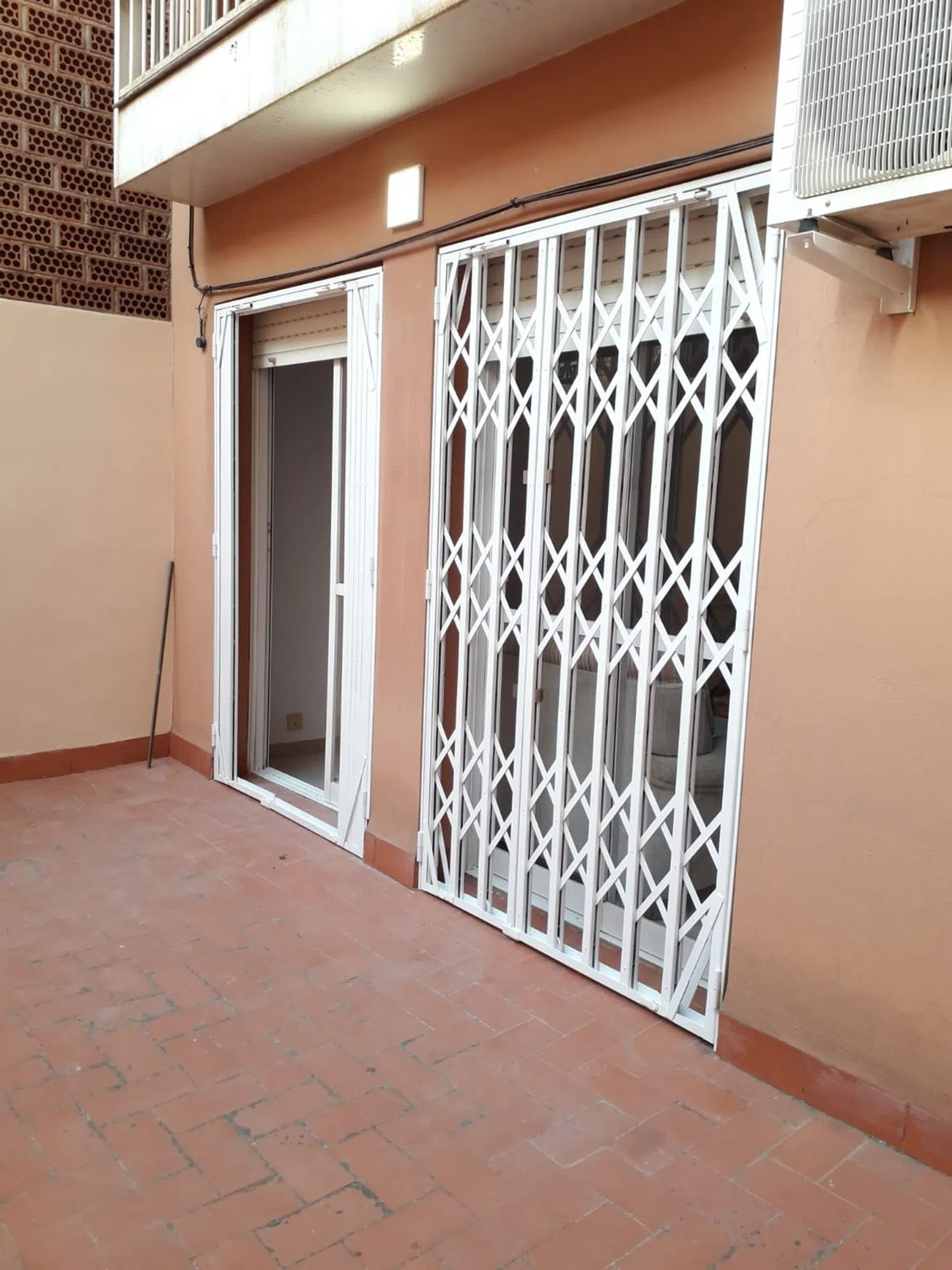 Piso en calle Desamparados, 5 - Foto 2