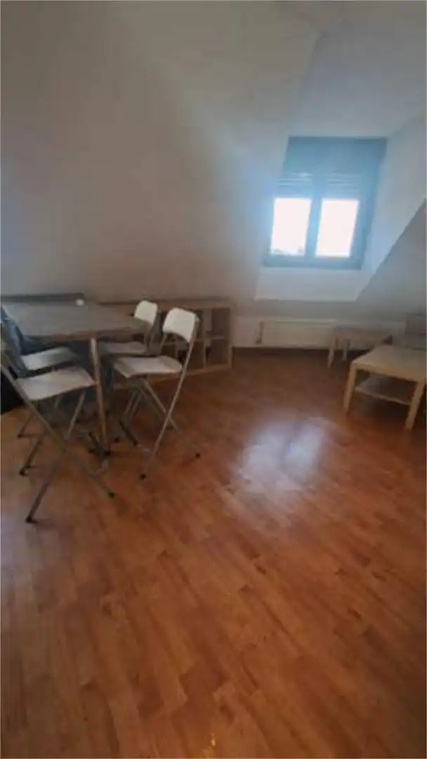 Piso en Ciudad Naranco - Foto 4