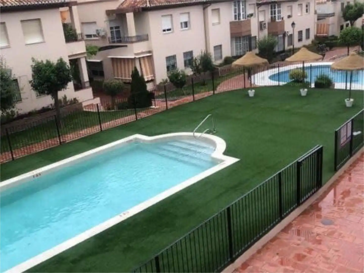 Piso en la zubia - Foto 1