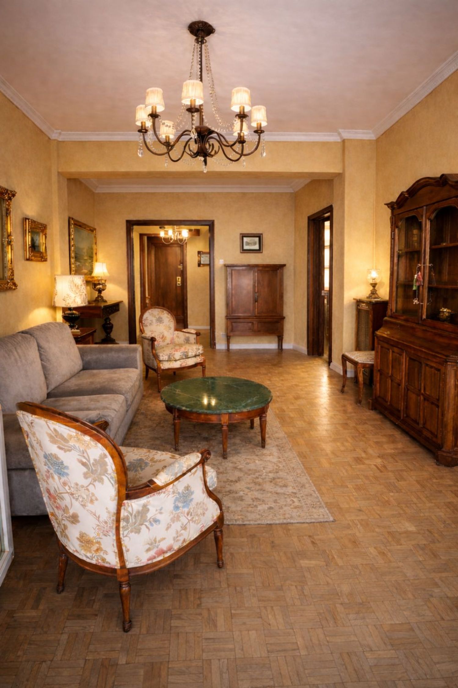 Piso en Barrio Vallehermoso - Foto 1