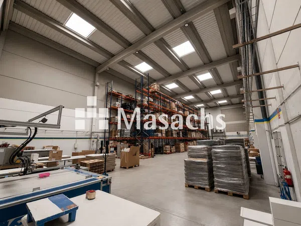 Nave en Calle de Pi i Margall - Foto 4
