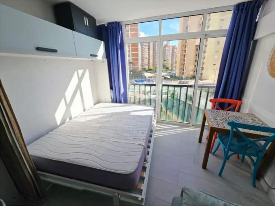 Estudio en HOTEL VICTORIA,H PRINCESA,MERCADONA - Foto 2