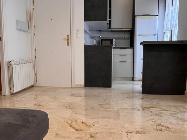 Alquiler de dúplex en Calle San Jerónimo, 9 - Foto 4