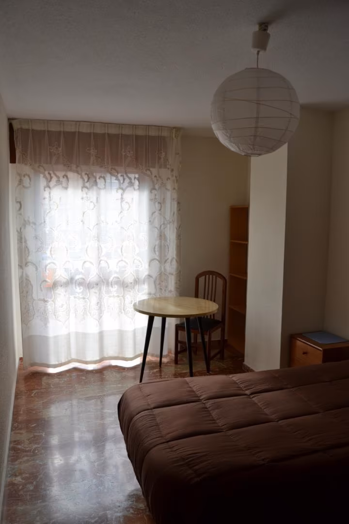 Piso en  Avenida de Pulianas 24 - Foto 4