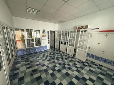 Local comercial en  Rúa Doutor Yañez Rebolo 73 - Foto 10