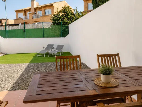 Alquiler de chalet pareado en Calle Pardelas, 13 - Foto 4