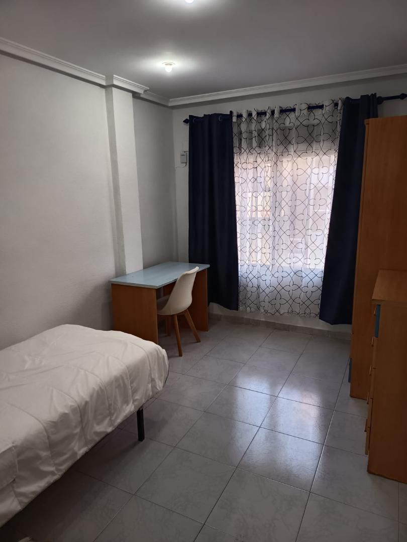 Piso en  Avinguda de Jijona 47 - Foto 28