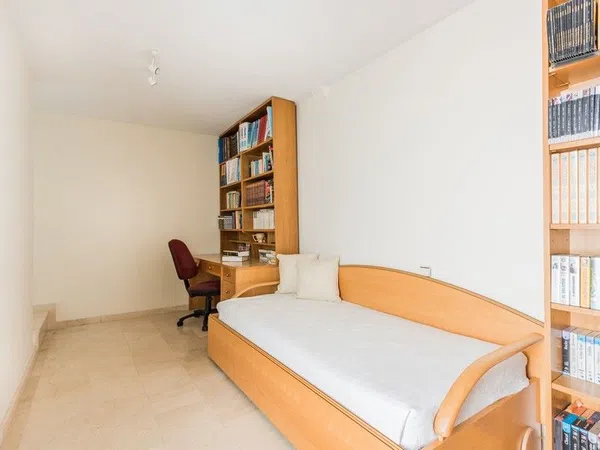 Chalet adosado en avenida Cervantes s/n sn - Foto 5