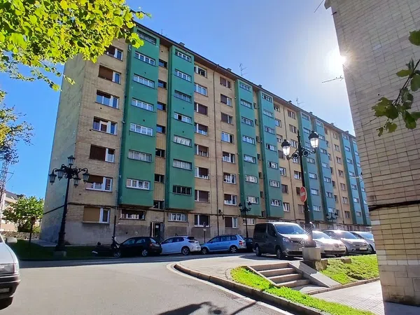 Piso en Calle Vetusta, 43, Fozaneldi-Tenderina - Foto 2