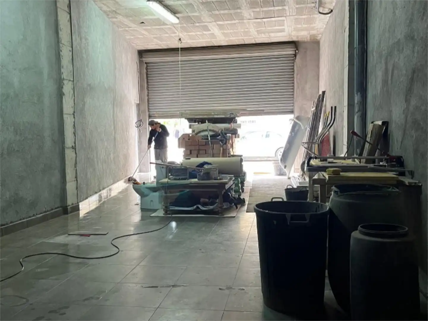 Local comercial en  Carrer Congost 26 - Foto 5