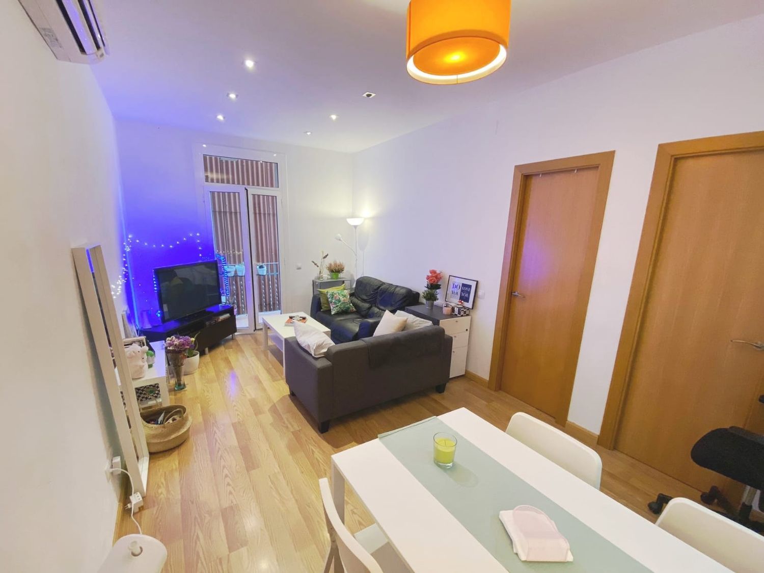 Piso en calle de la Marina, 318