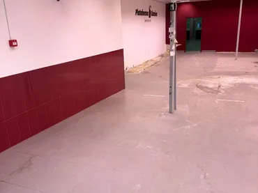 Local comercial en  Carrer de Solsona 104 - Foto 9