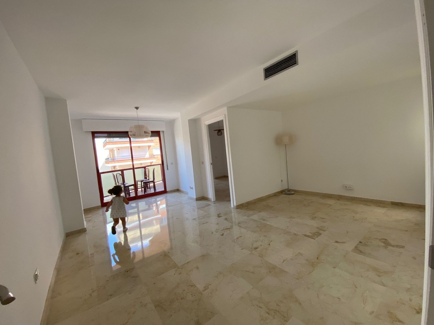 Piso en calle Juan Sebastián Elcano, 12 - Foto 2