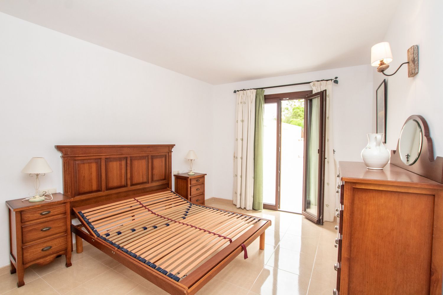 Chalet adosado en Calle Francisca Arnau Rigo, 9 Bajos - Foto 8
