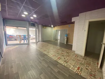 Local comercial en Mollet del Vallès - Foto 1