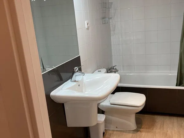 Piso en calle de Sebastián Elcano, 3