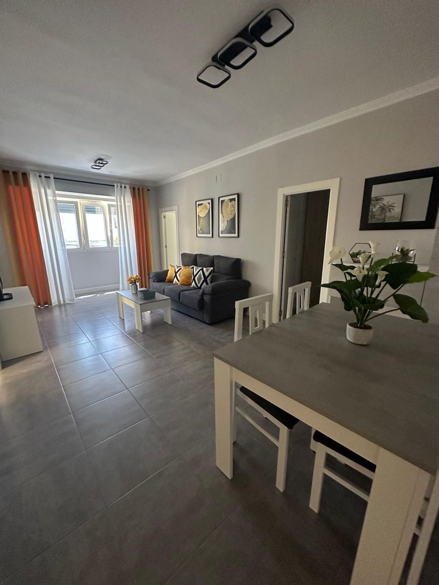 Piso en Ronda de los Viñedos, 4, El Retiro - La Vid - Foto 2