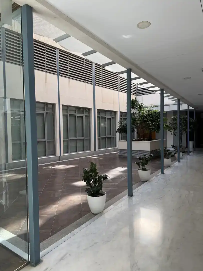 Piso en  Avenida de la Buhaira 18 - Foto 25