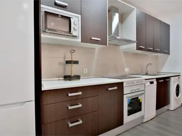 Apartamento en Cerca del palacio de deportes - Foto 3