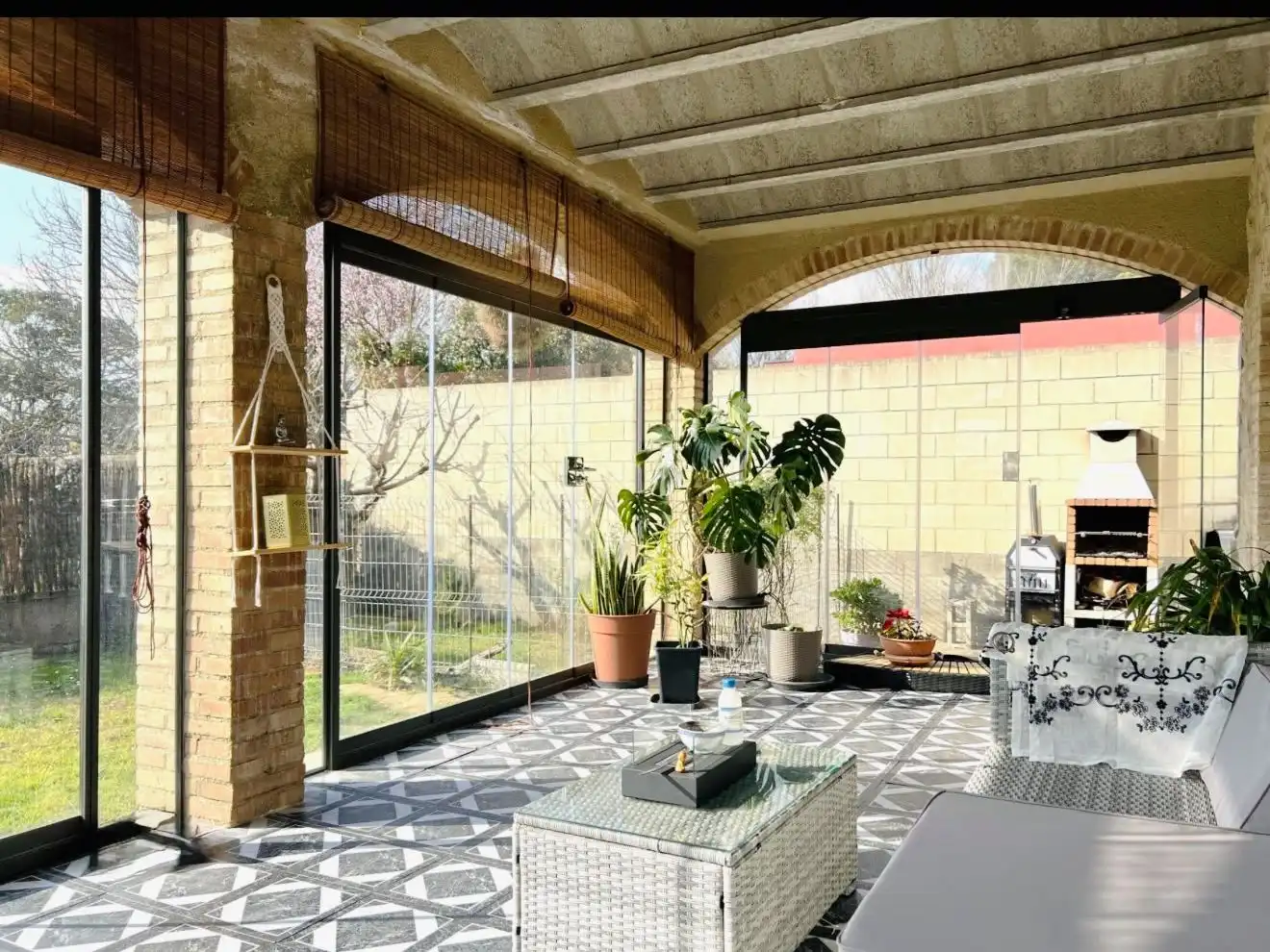Chalet en  Carrer de Monturiol 1 - Foto 8