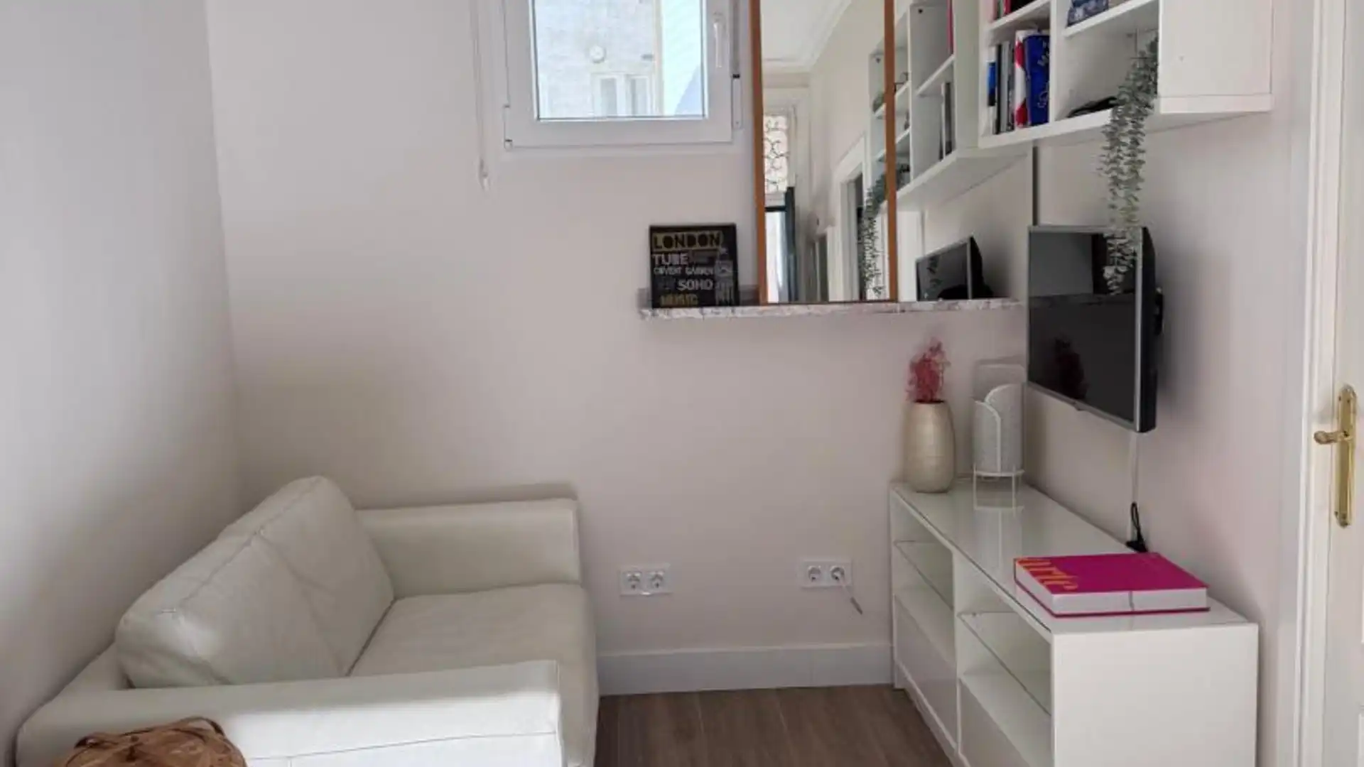 Piso en  Calle del Bastero 8 - Foto 3