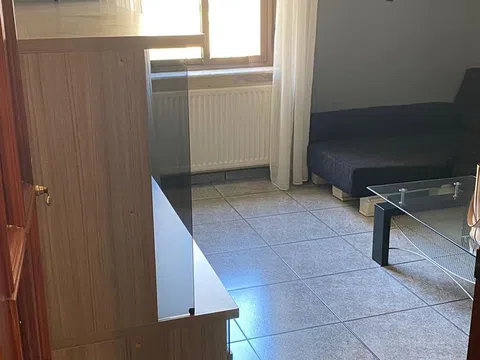 Piso en paseo de San Vicente, 12
