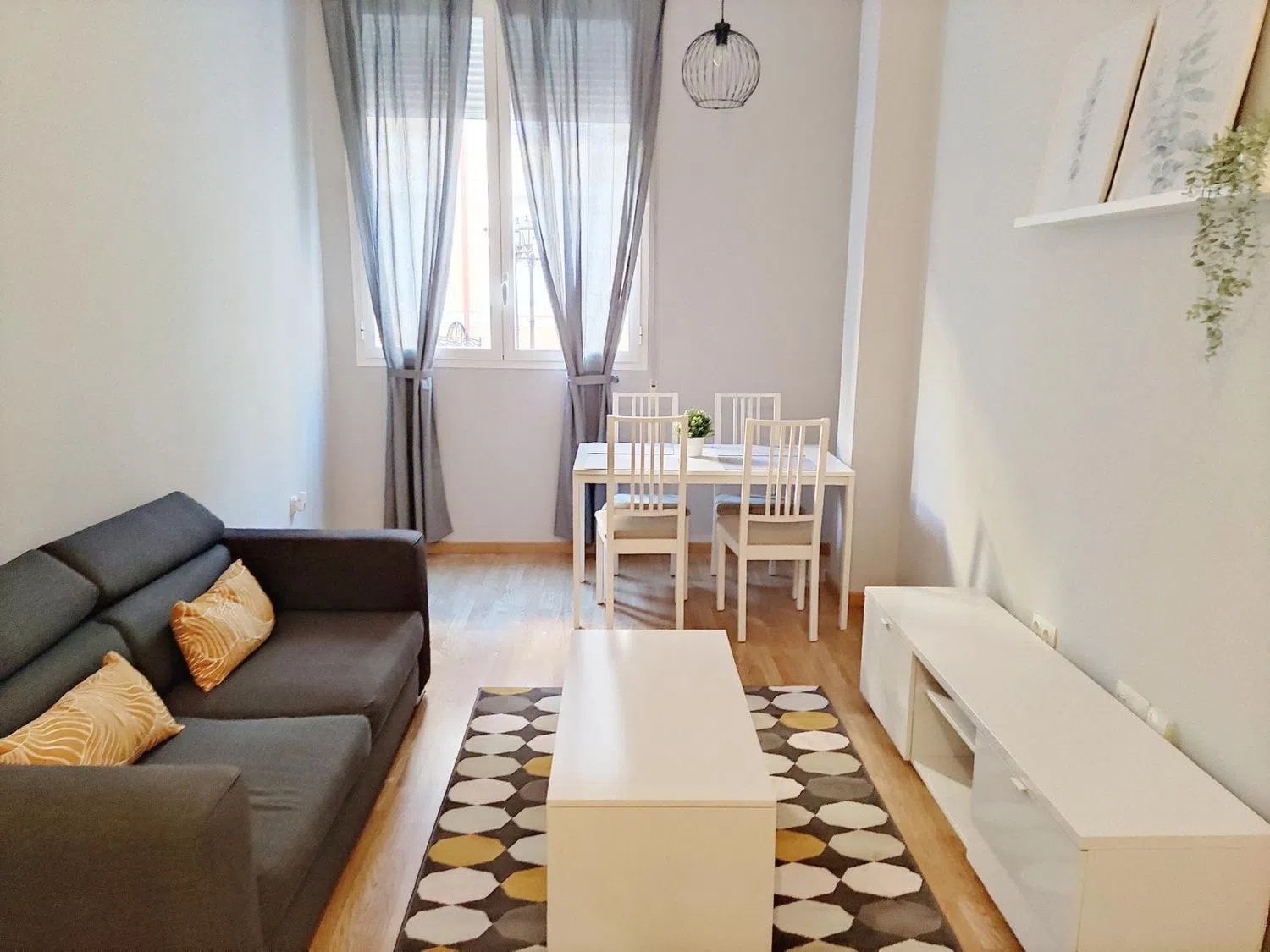 Piso en calle de Abastos, 126 - Foto 1