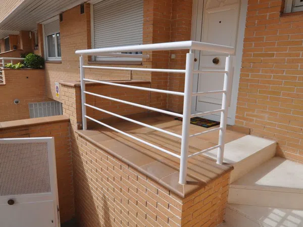 Chalet adosado en Calle Azuqueca de Henares, 26, San Roque-Concordia-Adoratrices, San Roque-Concordia-Adoratrices - Foto 1