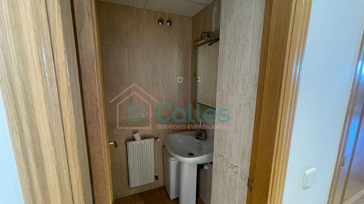 Chalet adosado en Calle Alhambra de Granada s/n, Nuevo Aranjuez-Ciudad de las Artes - Foto 7