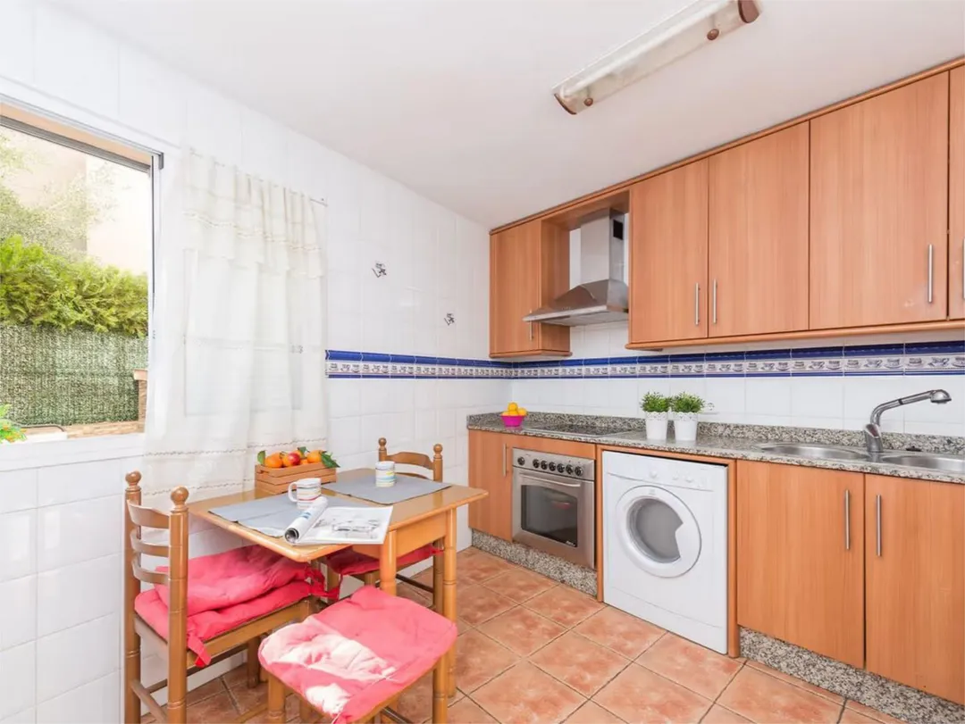 Casa adosada en  Camí d'Alcanada 8 - Foto 7