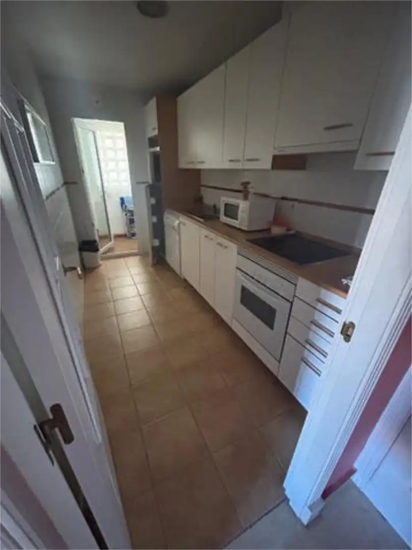 Piso en San Luis de Sabinillas - Foto 3