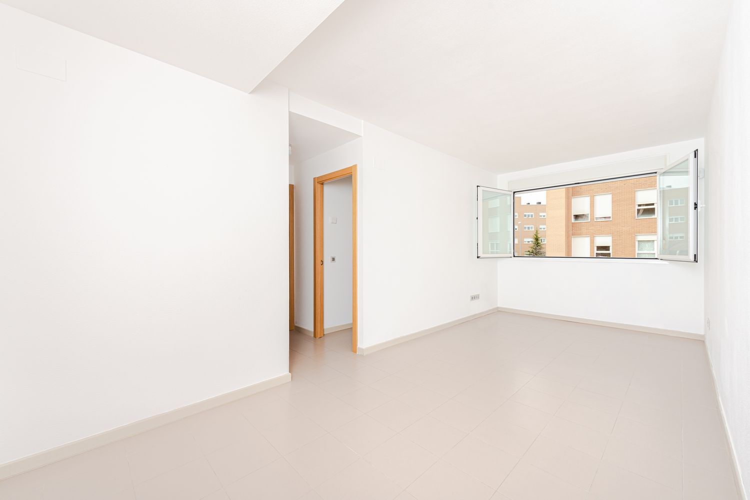 Piso en calle del Talgo - Foto 3