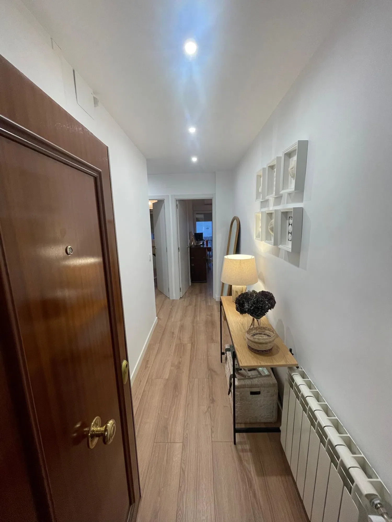 Piso en calle de la Infanta Mercedes, 97 - Foto 16