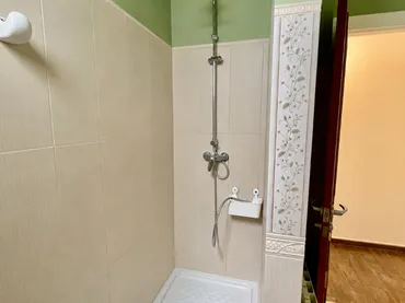 Piso en  Carrer de Joaquín Costa - Foto 17